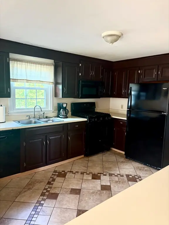 9 Stony Hill Rd, Feeding Hills, MA 01030 - #2