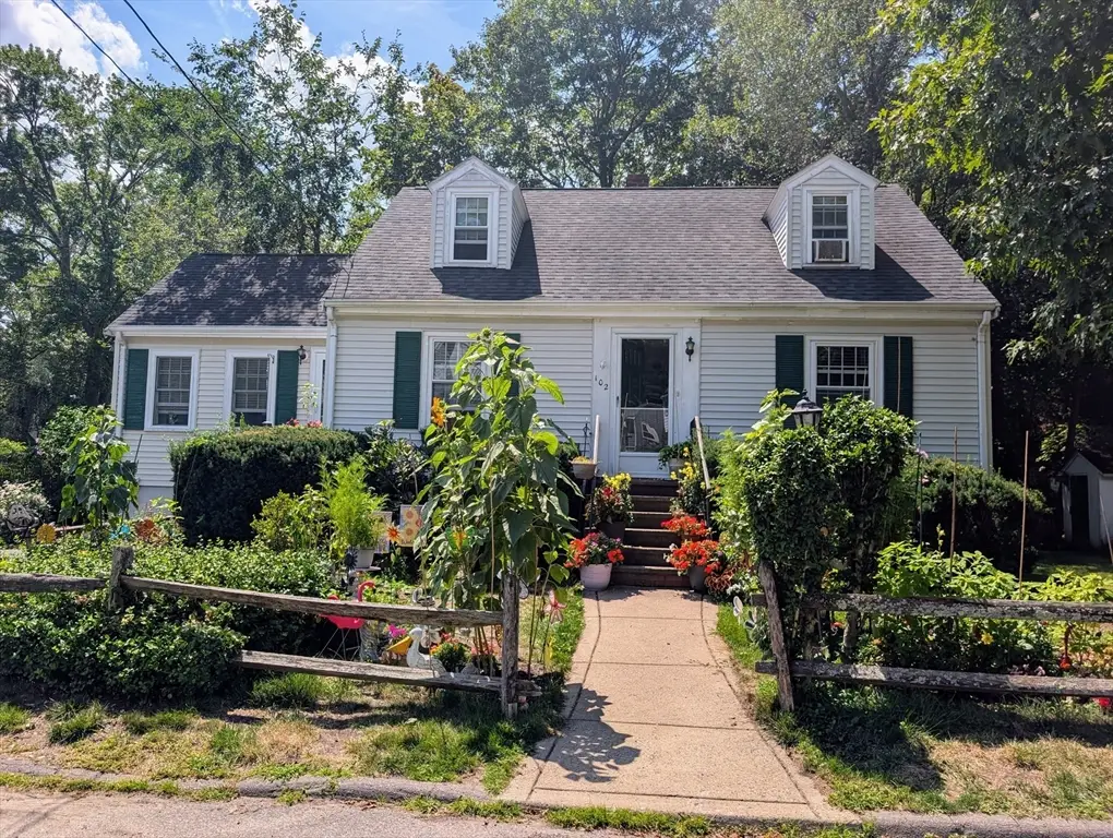 102 Sanford St, Melrose, MA 02176 - #1