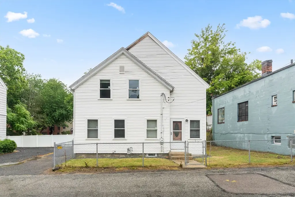 9 Mechanic St, Framingham, MA 01701 - #1