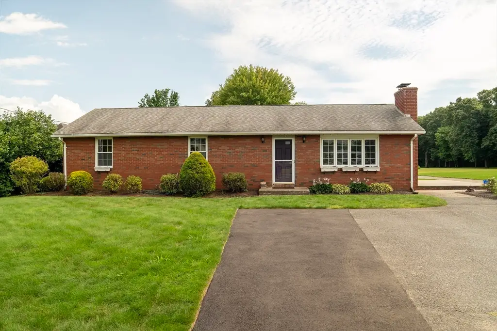 571 Mill St, Agawam Town, MA 01030 - #1