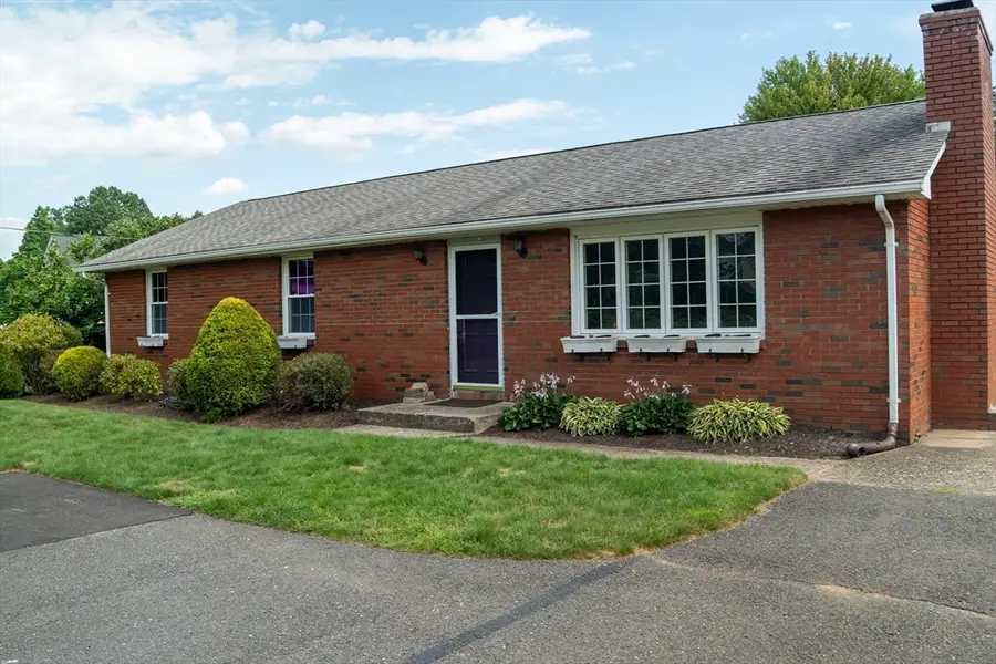 571 Mill St, Agawam Town, MA 01030 - #2