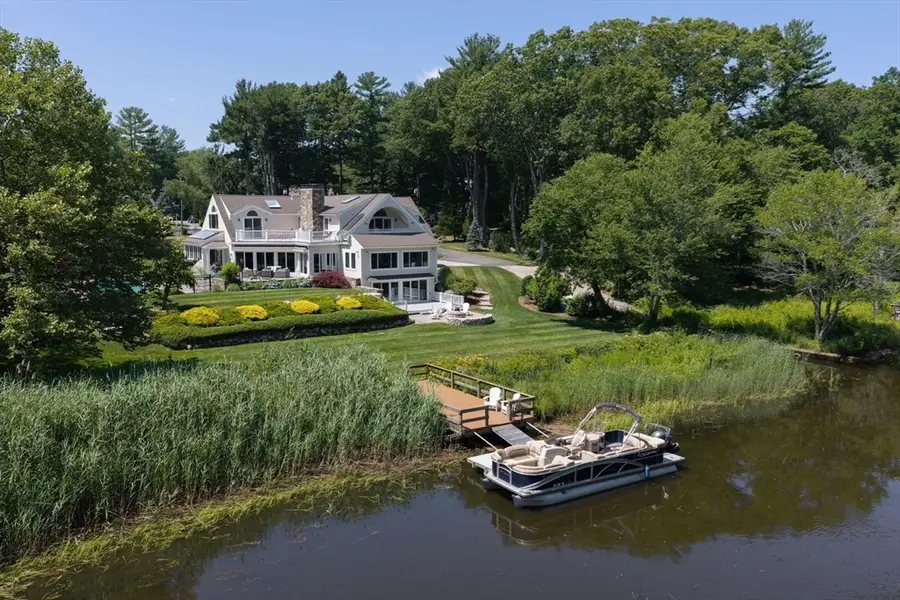 112 River Rd, Hanover, MA 02339 - #3