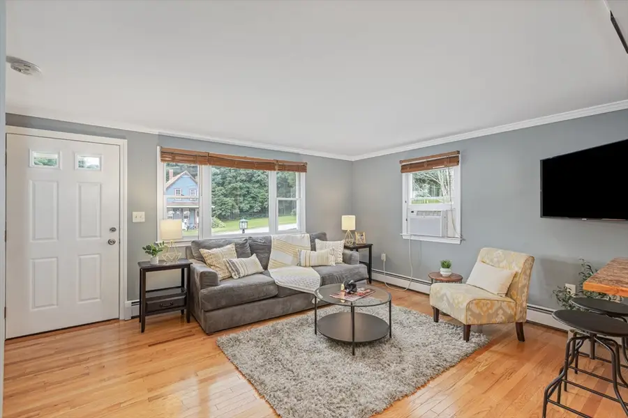 15 Amesbury St, Haverhill, MA 01830 - #3