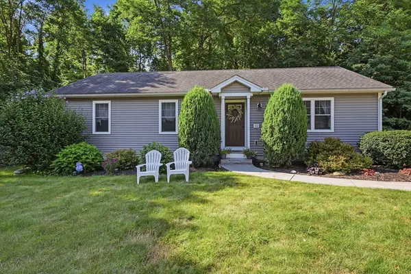 12 Depot St, Belchertown, MA 01007