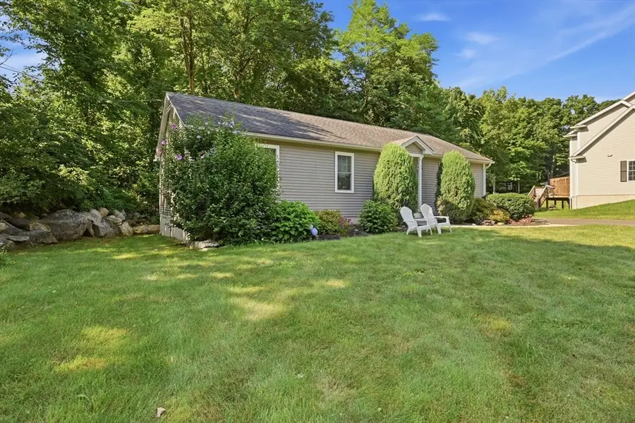 12 Depot St, Belchertown, MA 01007 - #3
