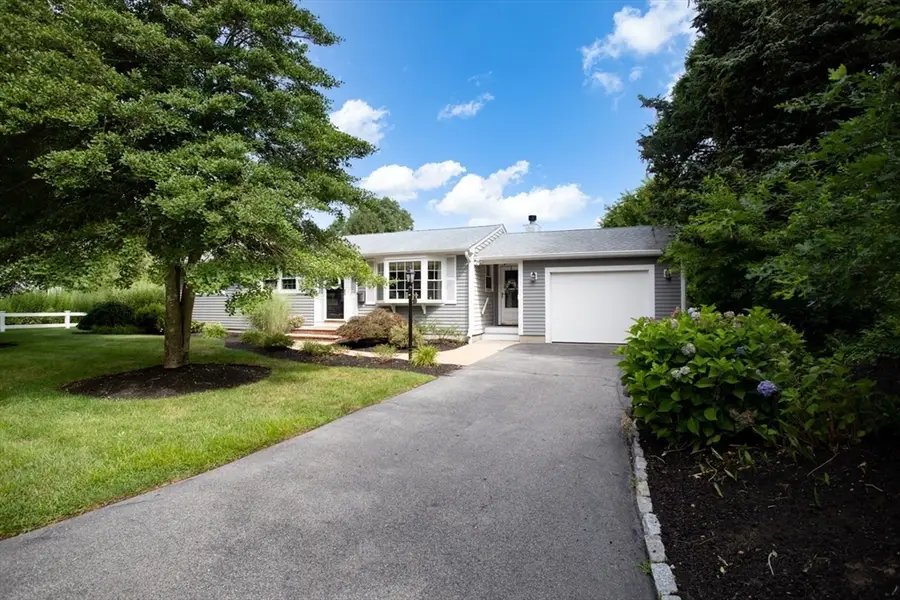 70 Longview Drive, Dartmouth, MA 02747 - #3