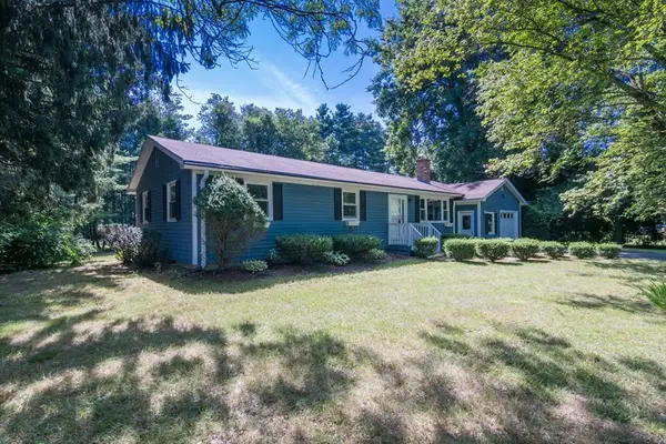77 Grantwood Drive, Amherst, MA 01002