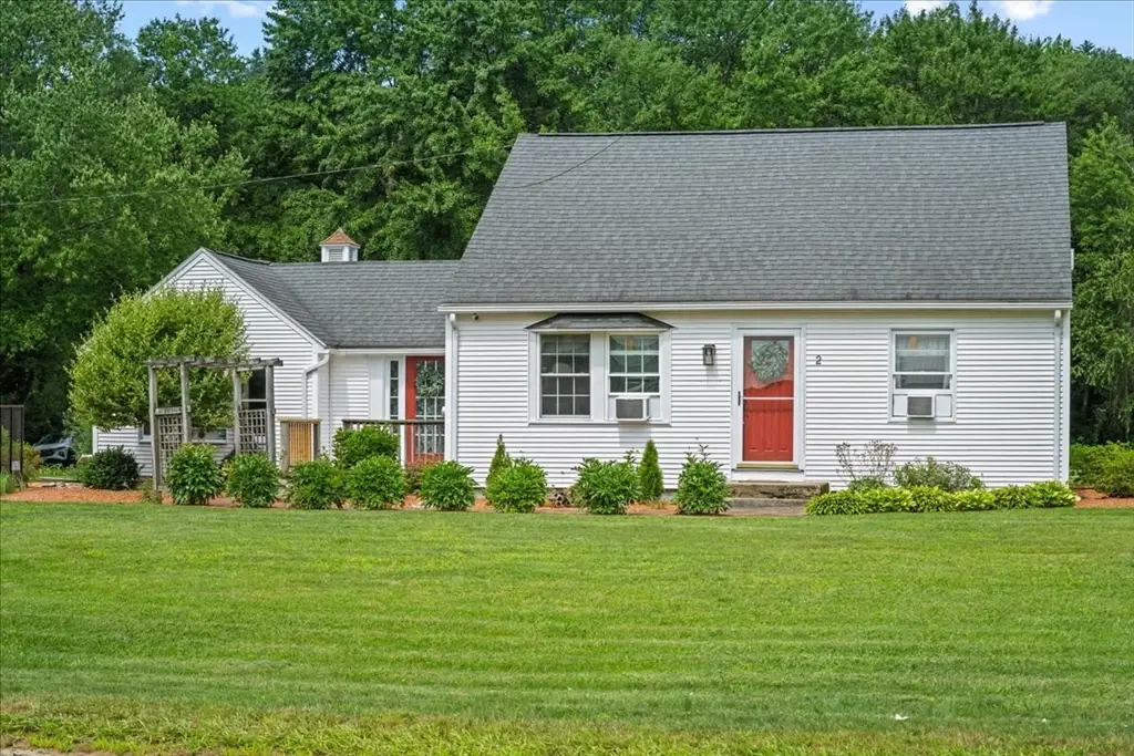 2 Adams Dr, Brimfield, MA 01010 - #1