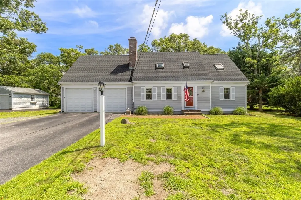 835 Old Barnstable, Falmouth, MA 02536 - #1