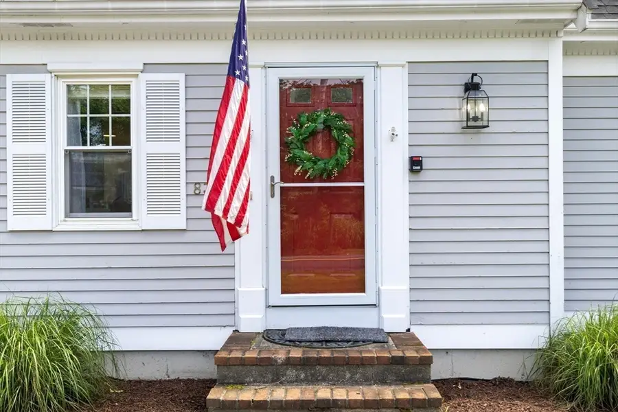 835 Old Barnstable, Falmouth, MA 02536 - #3