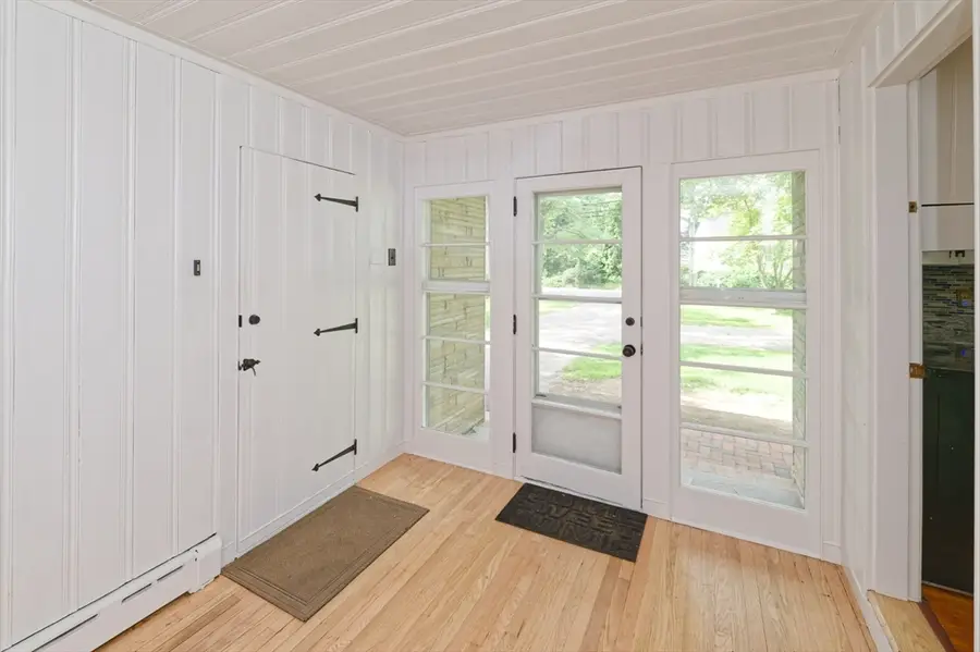 318 South Main St, Hopedale, MA 01747 - #2