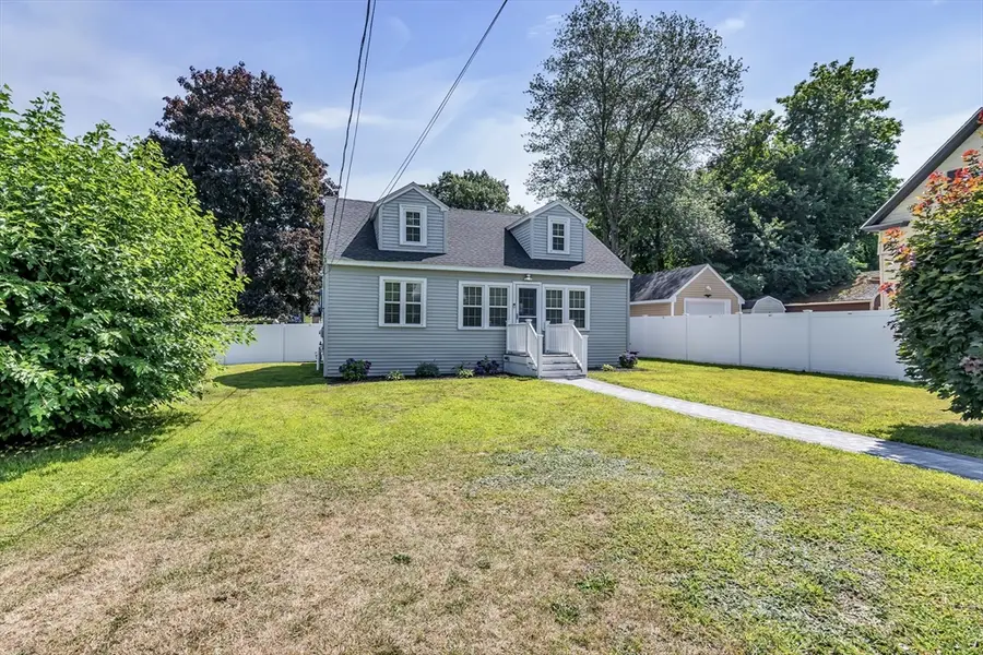 90 Gilbert St, Lawrence, MA 01843 - #3