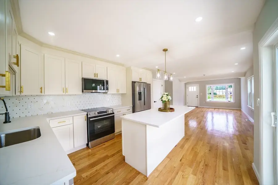 124 Magoun Ave, Brockton, MA 02301 - #3