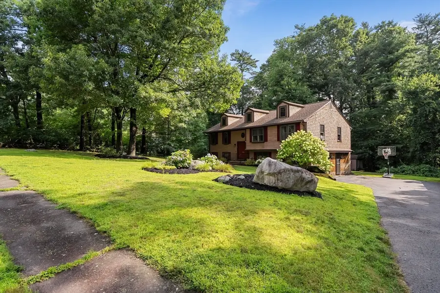 35 Lowell Road, Pembroke, MA 02359 - #2