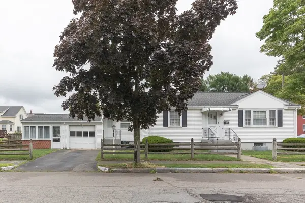 52 Keating St, Quincy, MA 02169