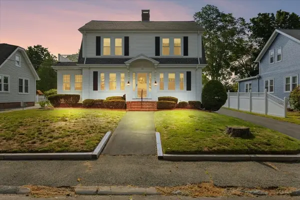 122 Davenport Street, Taunton, MA 02780