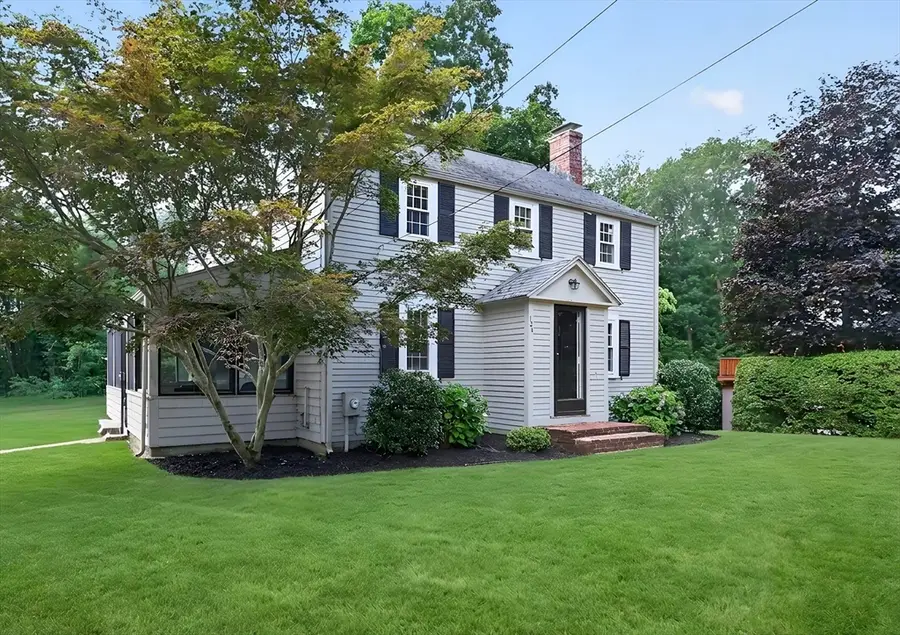 124 Hobart St, Hingham, MA 02043 - #2