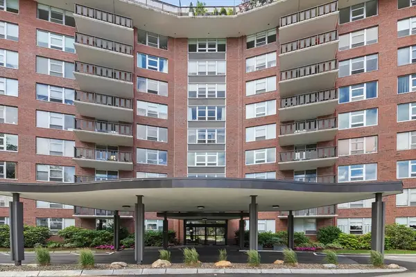280 Boylston St #713, Newton, MA 02467