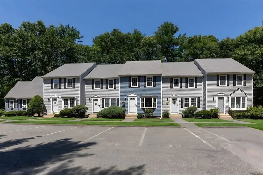 8 Spruce Tree Ln #28, Norton, MA 02766 - #3