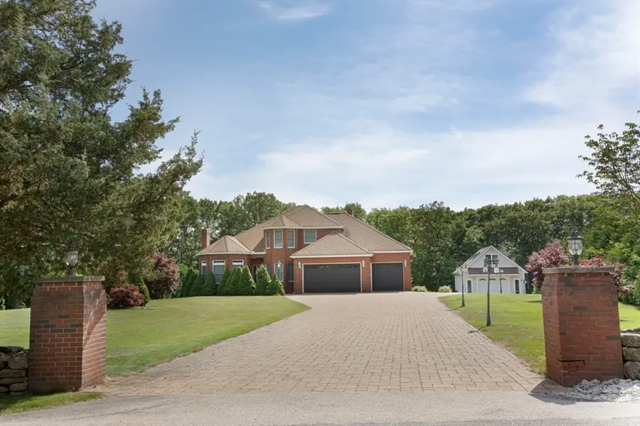 114 Upper Gore Rd, Webster, MA 01570 - #2