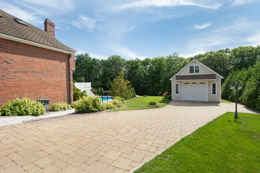 114 Upper Gore Rd, Webster, MA 01570 - #3
