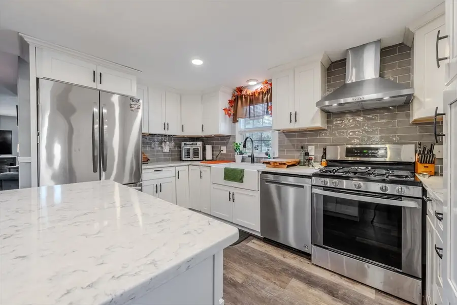 62 Dexter Ave, Dracut, MA 01826 - #2