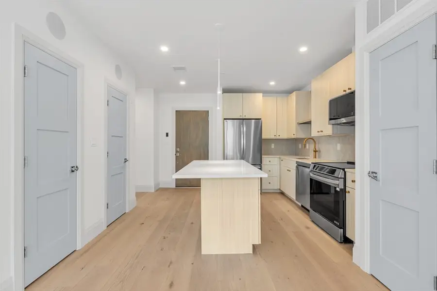 34 Oak Street #101, Boston, MA 02136 - #3