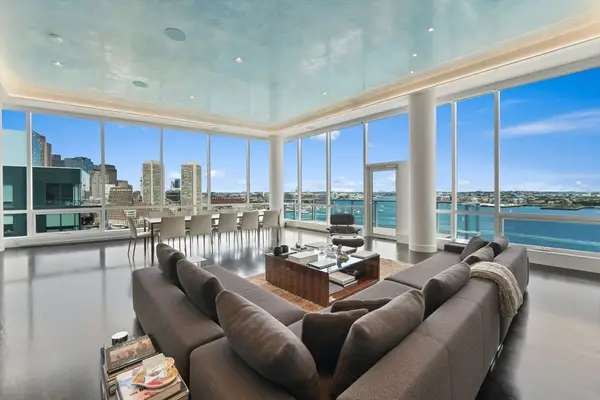 50 Liberty #PH-2A, Boston, MA 02210