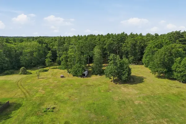 361A County Rd, Hanson, MA 02341