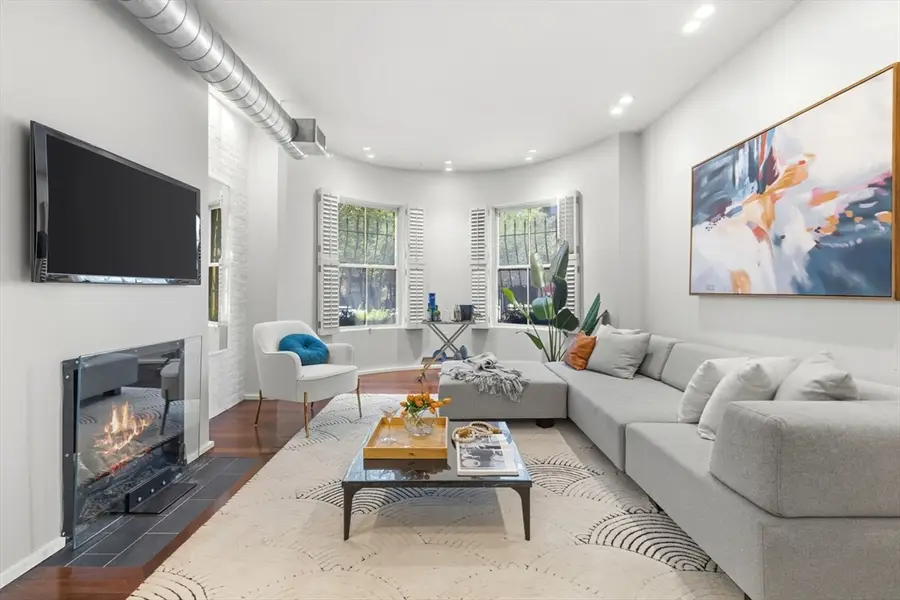 1692 Washington #2, Boston, MA 02118 - #2