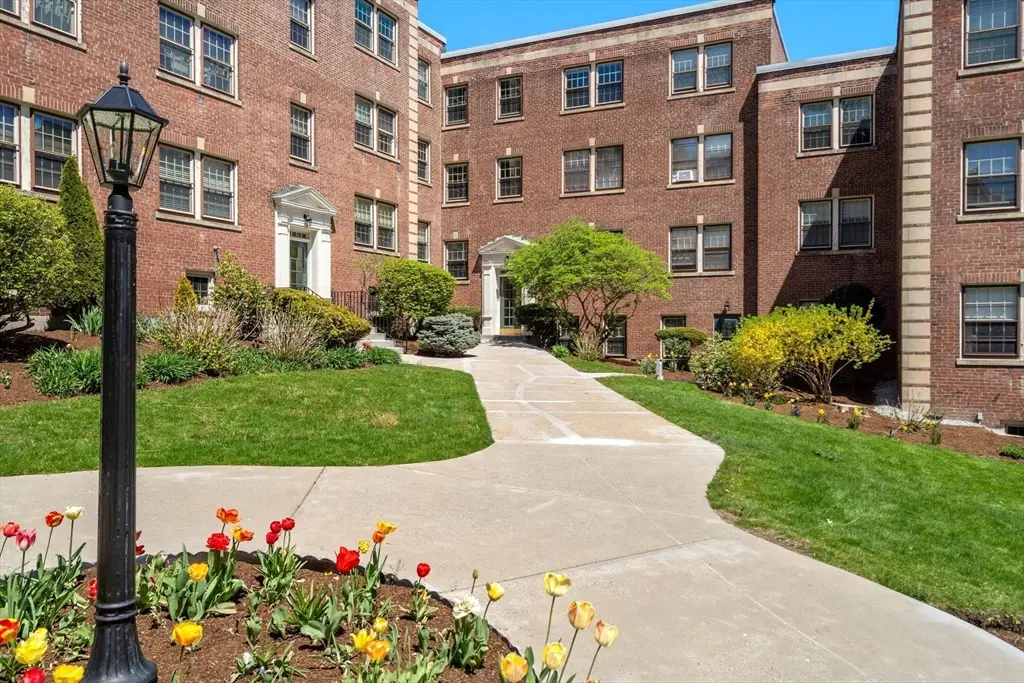 1490 Beacon St #3, Brookline, MA 02446 - #1