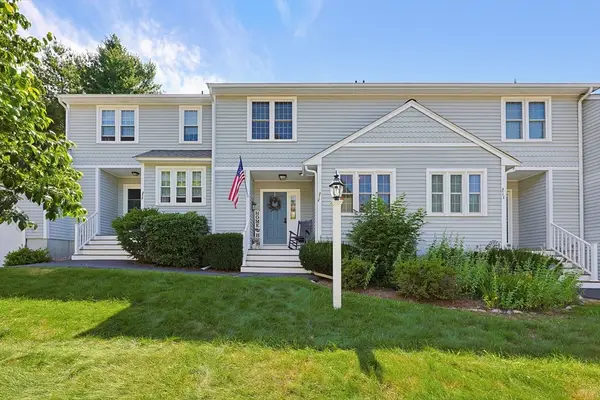 212 Laurelwood Dr #212, Hopedale, MA 01747