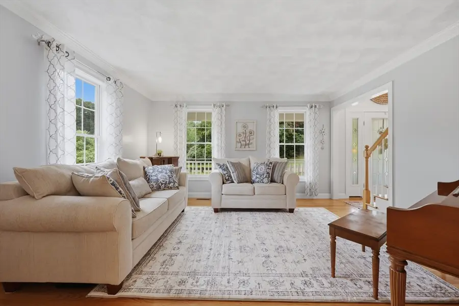 21 Olde Taverne Ln, Amesbury, MA 01913 - #3