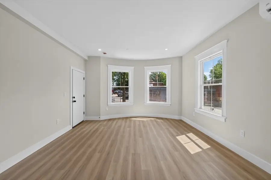 533 Washington Street #B, Boston, MA 02124 - #3