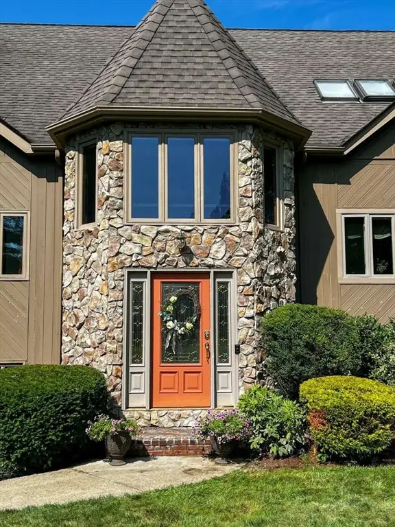 26 Liberty Hill Drive, Blackstone, MA 01504 - #2