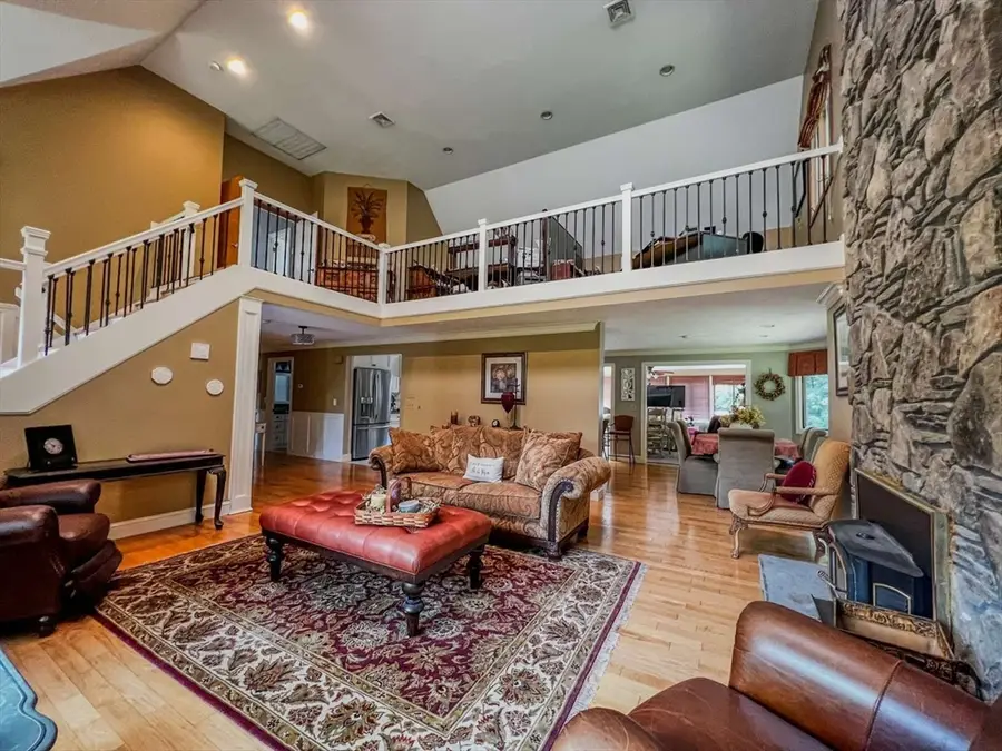 26 Liberty Hill Drive, Blackstone, MA 01504 - #3