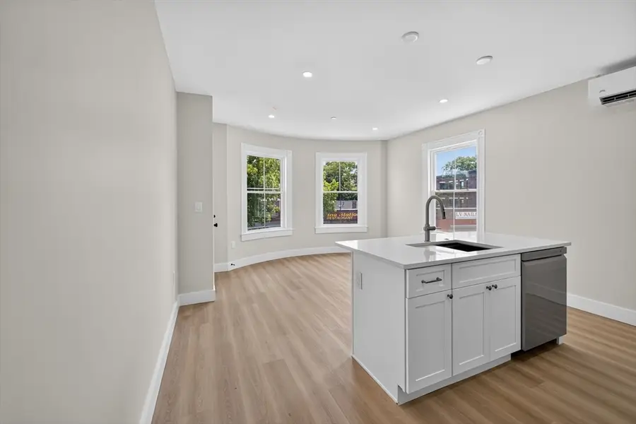 533 Washington Street #3, Boston, MA 02124 - #3