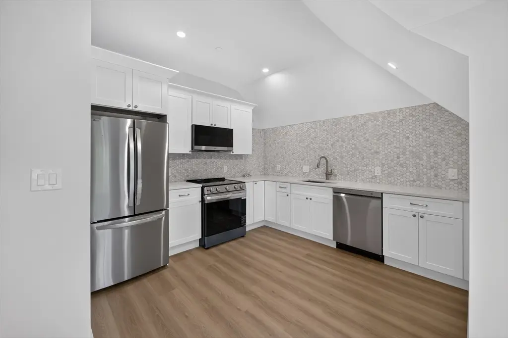 533 Washington Street #E, Boston, MA 02124 - #1