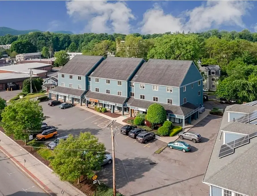 351 Pleasant St #9, Northampton, MA 01060 - #2