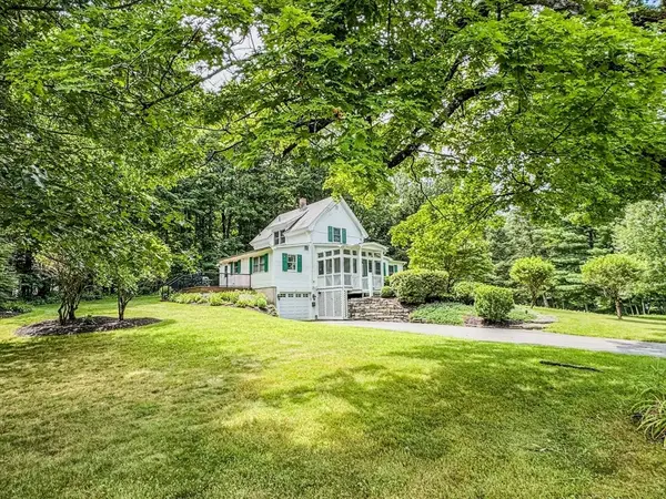 29 Glenwood Avenue, Northfield, MA 01360