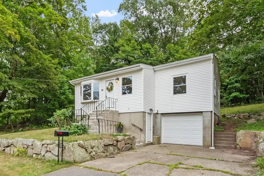 41 Maple St, Randolph, MA 02368 - #2