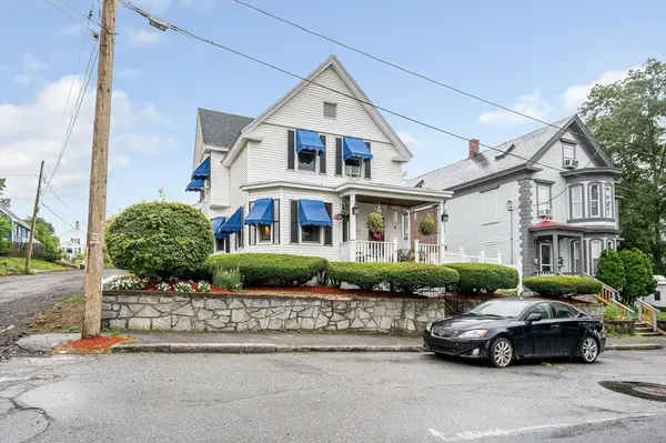 153 Eleventh, Lowell, MA 01850
