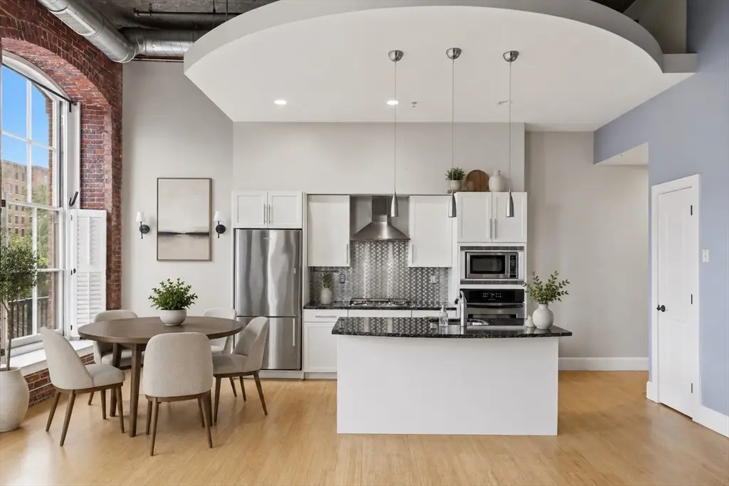30 Market St #1, Lowell, MA 01852 - #1