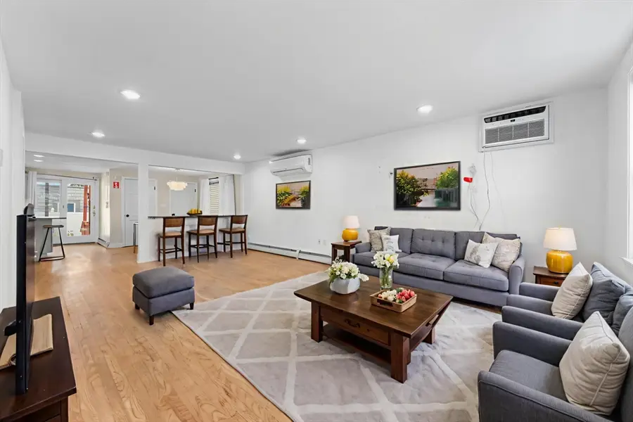 449 Frankfort St, Boston, MA 02128 - #2
