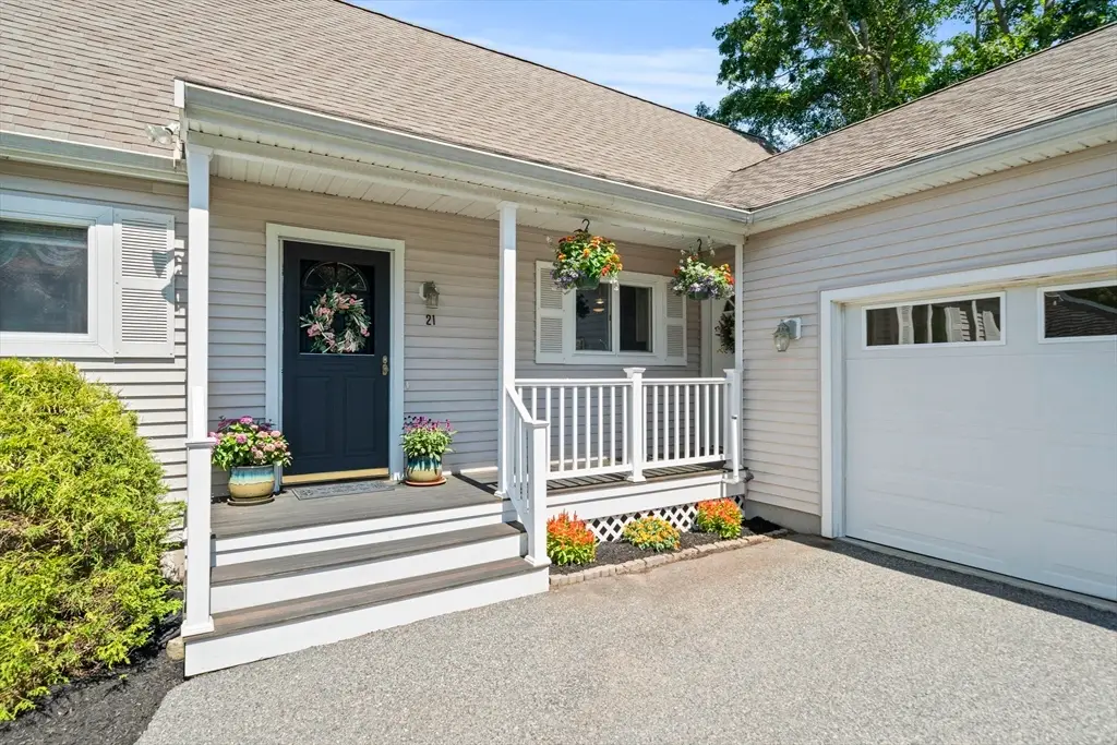21 Colony Ave, Bourne, MA 02532 - #1