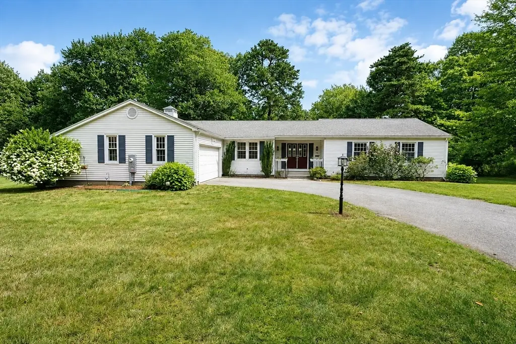 93 Wyndward Rd, Longmeadow, MA 01106 - #1