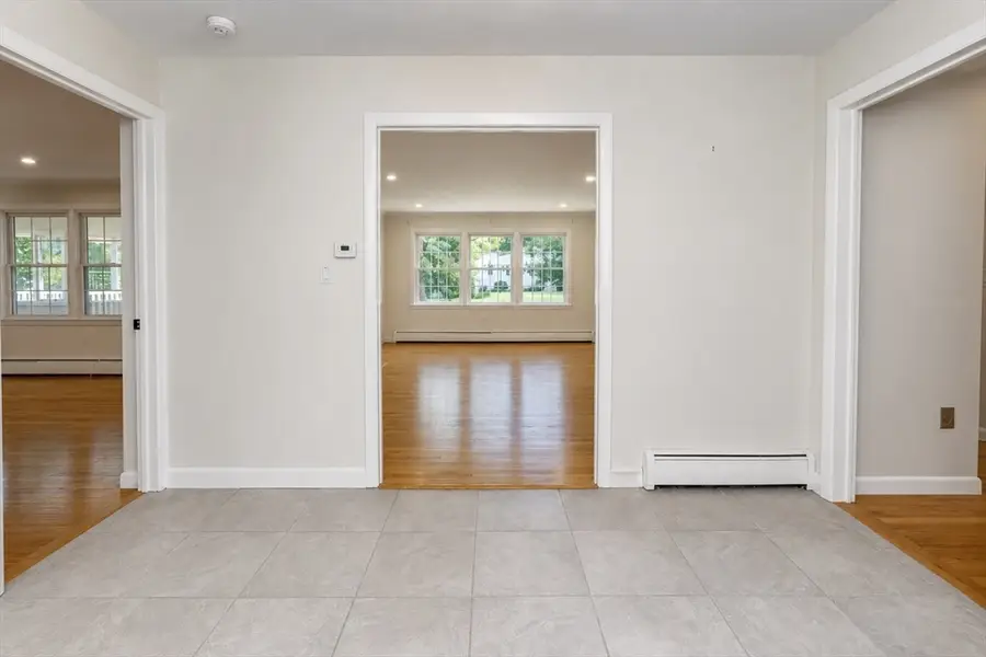 93 Wyndward Rd, Longmeadow, MA 01106 - #3