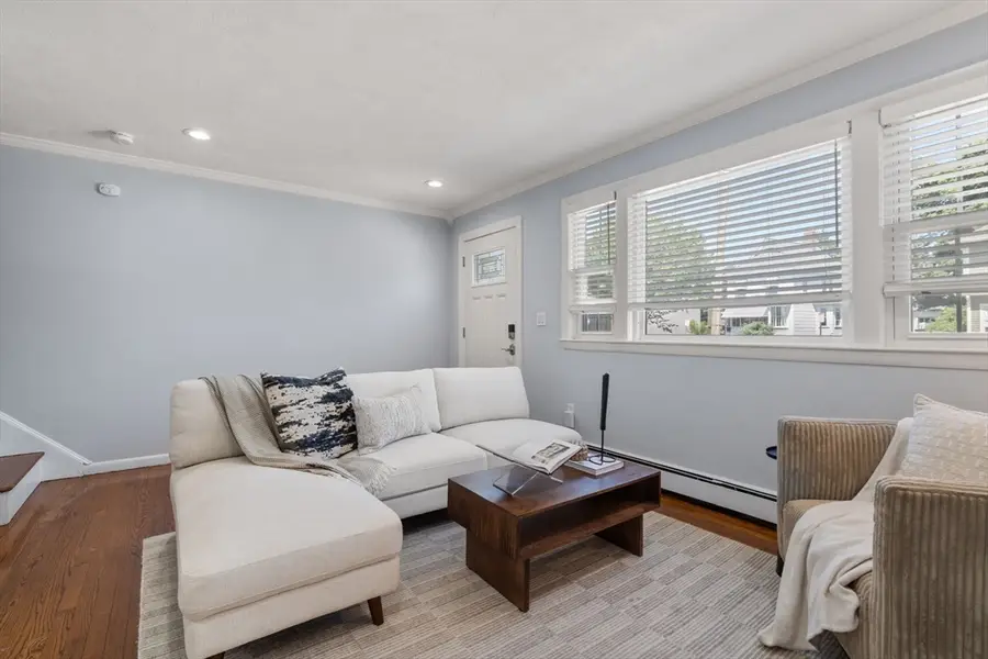 136A Belgrade Ave, Boston, MA 02131 - #3