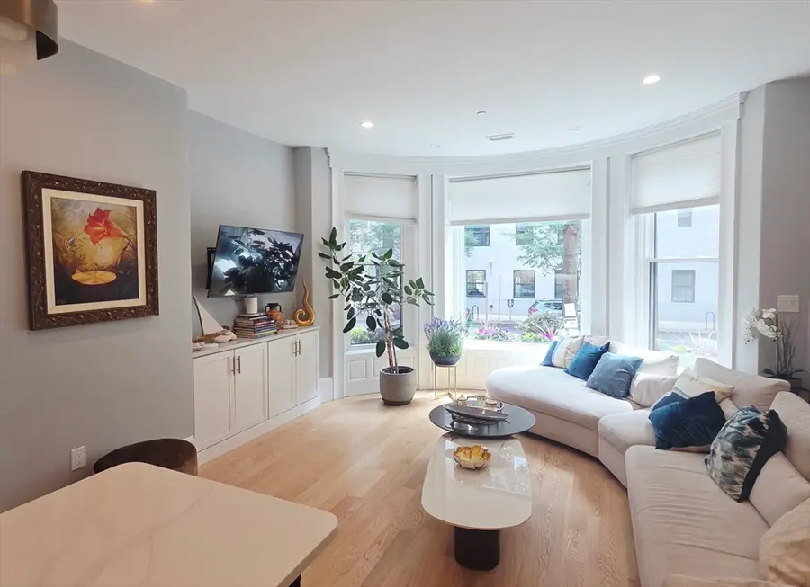 25 Bay State Rd #1, Boston, MA 02215 - #2