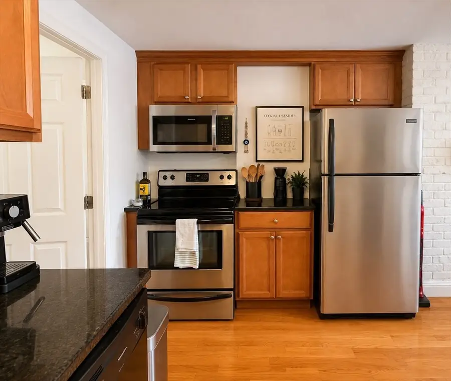 206 Endicott St #3, Boston, MA 02113 - #2